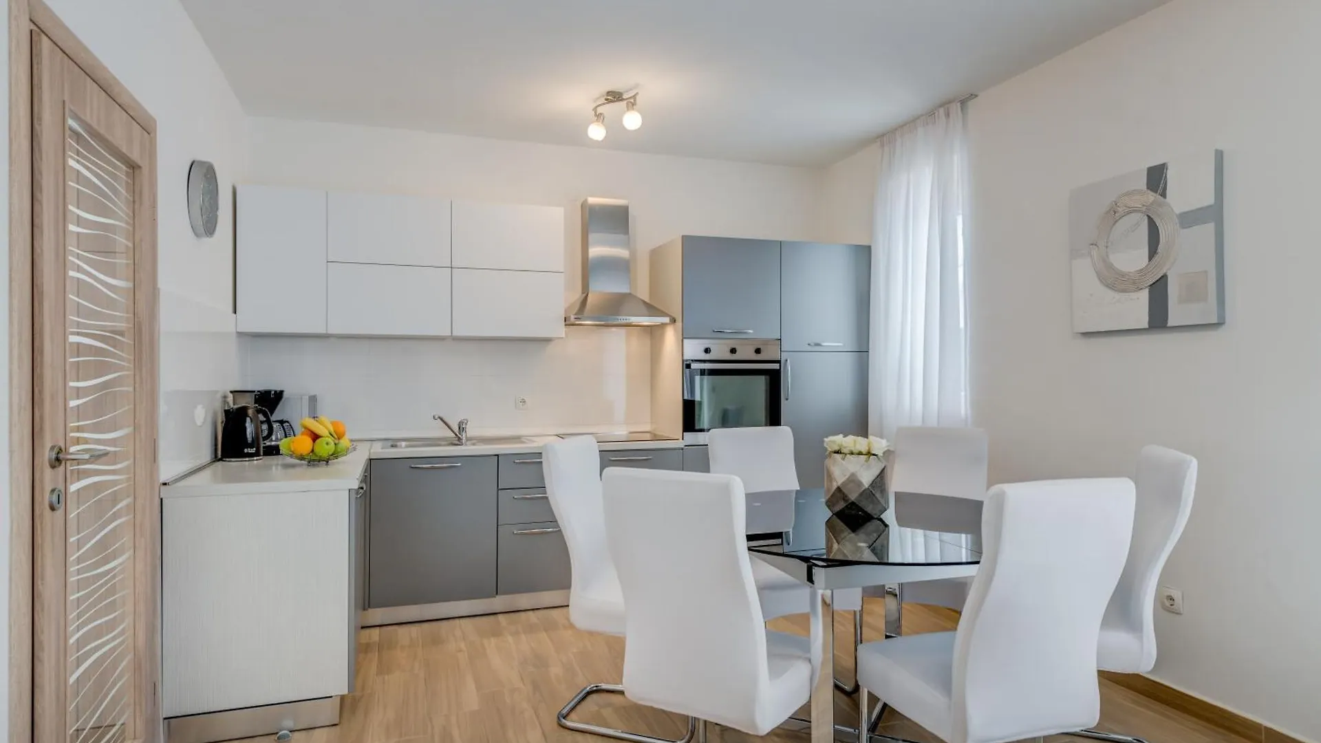 Villa Aurora Mare Kaštela 0*,  Κροατία